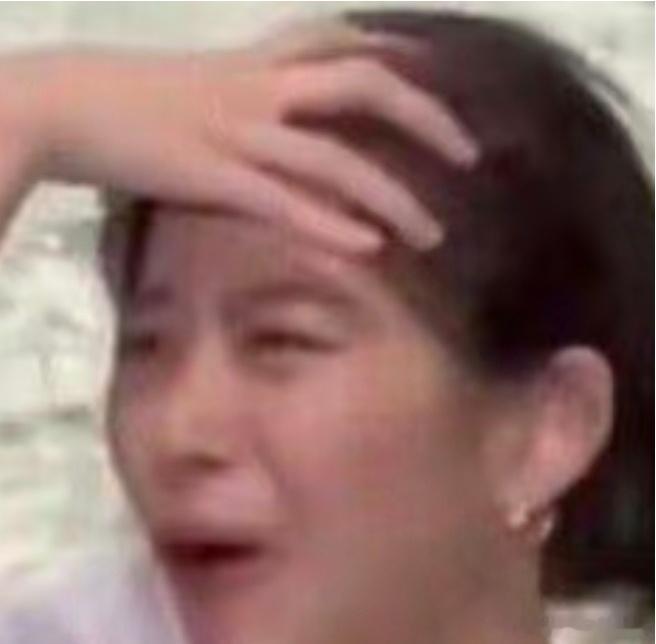 发现我真的很吃这一套会懂得照顾别人的情绪，懂得换位思考，待人温柔有分寸感。不会刻