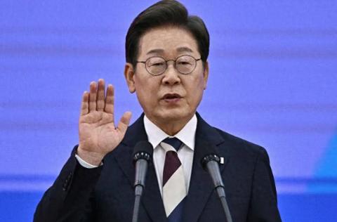 日本提高华人签证费后，韩国宣布了。
日本对中国游客的签证费涨了，韩国却紧跟着送上