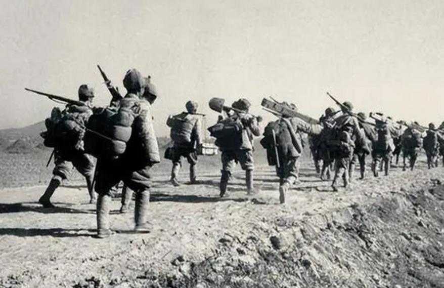 解放战争时期的险仗不少，东北战场二战四平东野被逼到松花江南，西北战场彭总差点因部