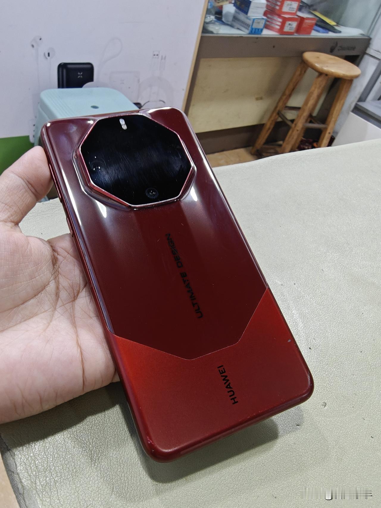 今天我姑的一个男网友,特意来见我姑.我姑已经60多岁。单身,孩子也大了。两个人是
