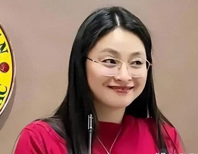 外表是年轻女市长，实则为电诈头目，不少中国人被她迫害致死