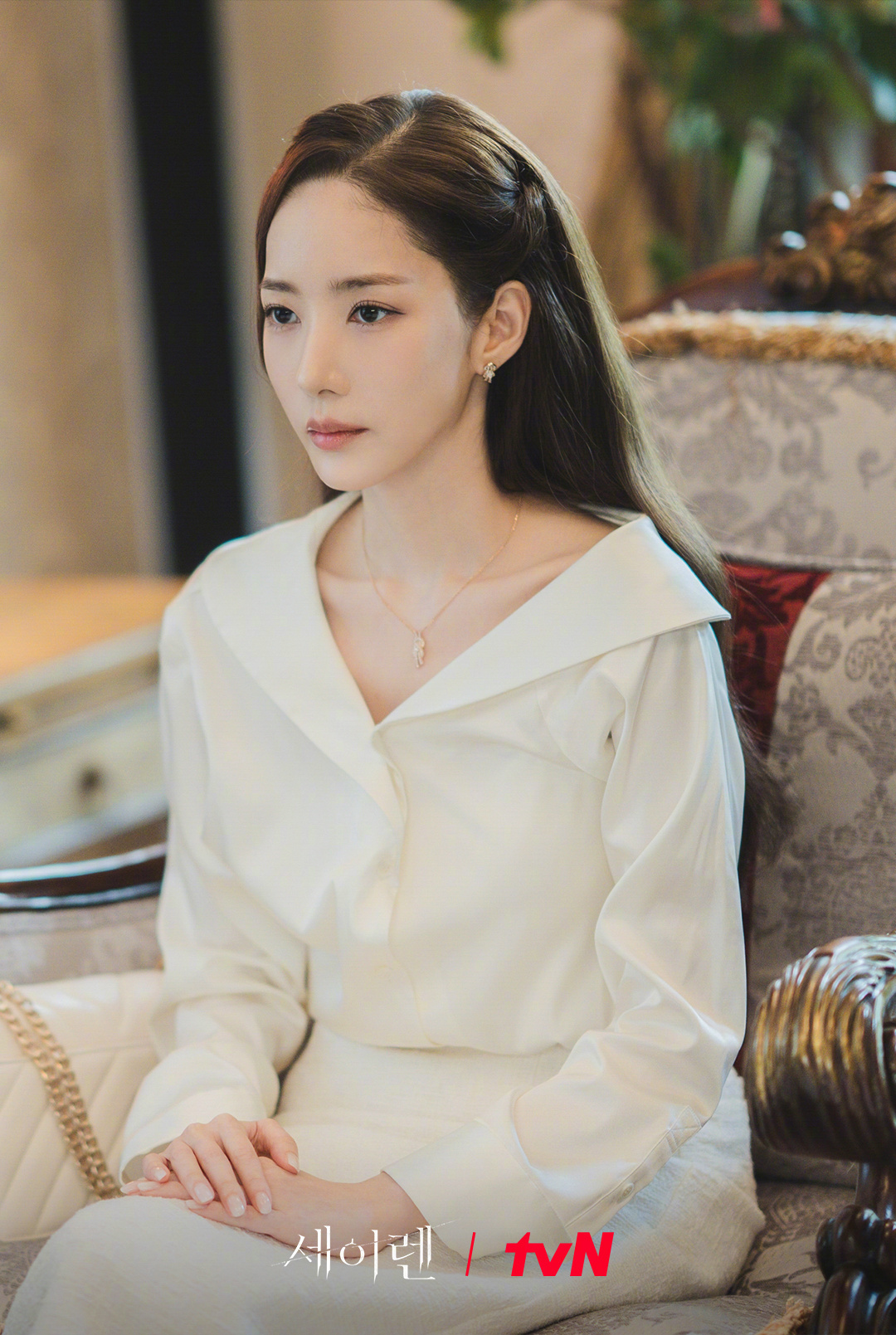 朴敏英魏化俊 主演tvN新月火剧Siren 公开剧照。该剧改编自日剧《冰的世界》