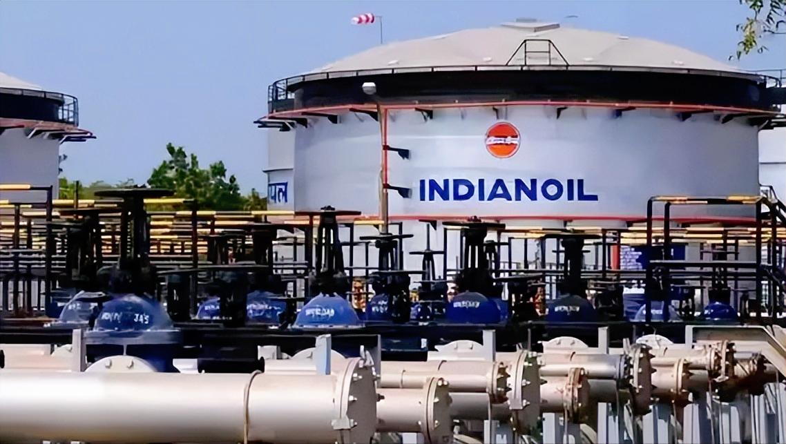 印度真是大聪明，圣诞前夜的一则消息把美欧对俄制裁的尴尬摆到了明面上，印度最大的炼