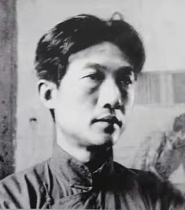 1912年，17岁徐悲鸿不情愿的迎娶了15岁的妻子。新婚夜，他主动吹灯圆房。然而