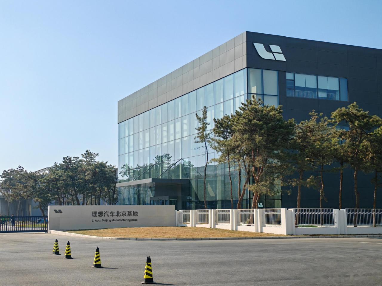 懂车之道快讯，从理想官方获悉，理想全新纯电旗舰SUV理想i9即将在今年下半年发布