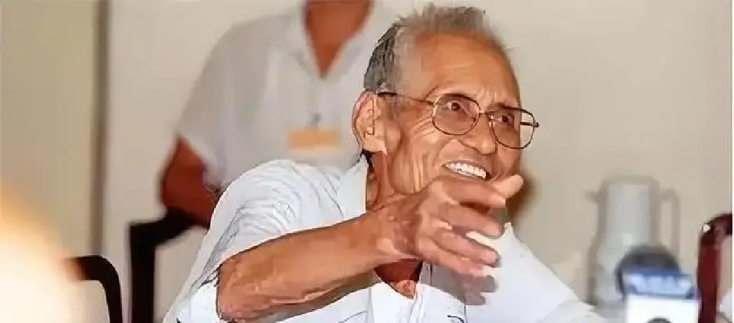 1994年，“狼牙山五壮士”幸存者葛振林意外得知，中央军委发给他的金质勋章竟然被