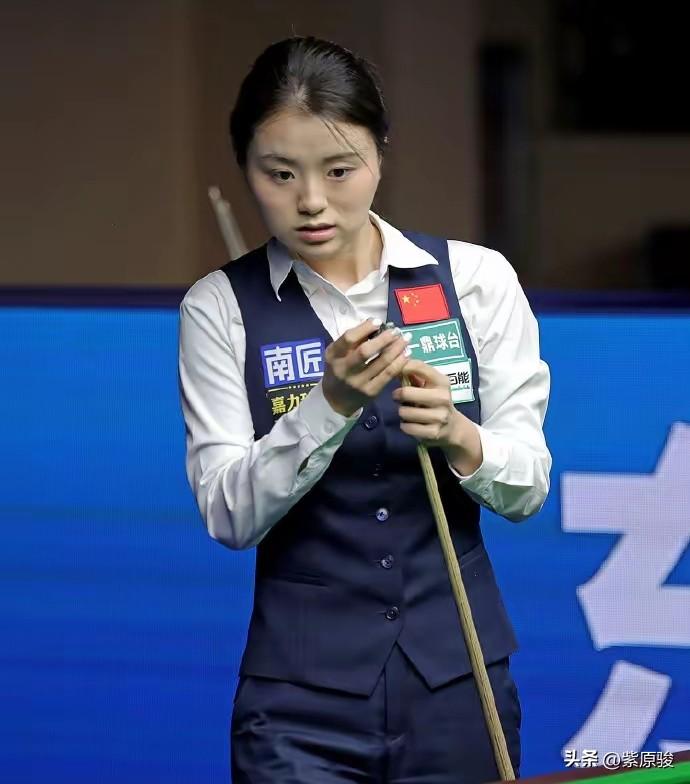 英国女子公开赛半决赛，白雨露4-1击败埃文斯，吴安仪4-0零封肯娜，中英大战，中