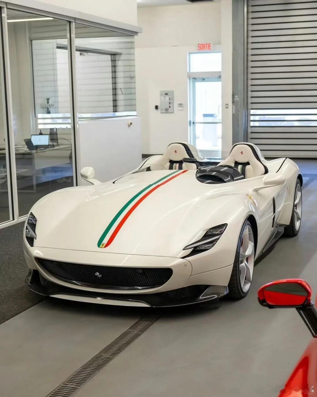 Ferrari Monza SP2，810马力，719牛·米，太顶了[打call