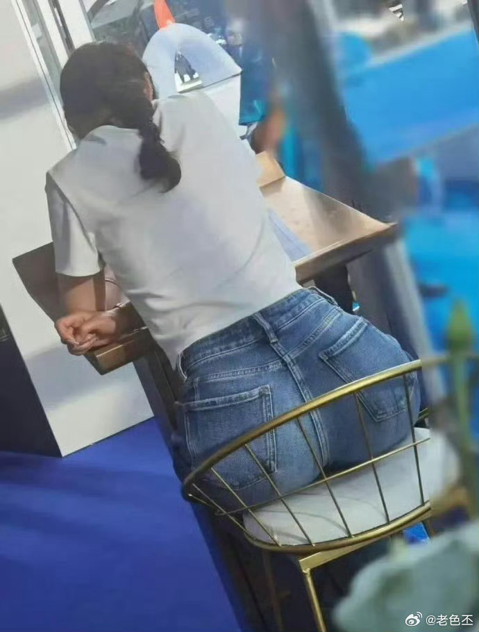 还得是牛仔裤 ​​​