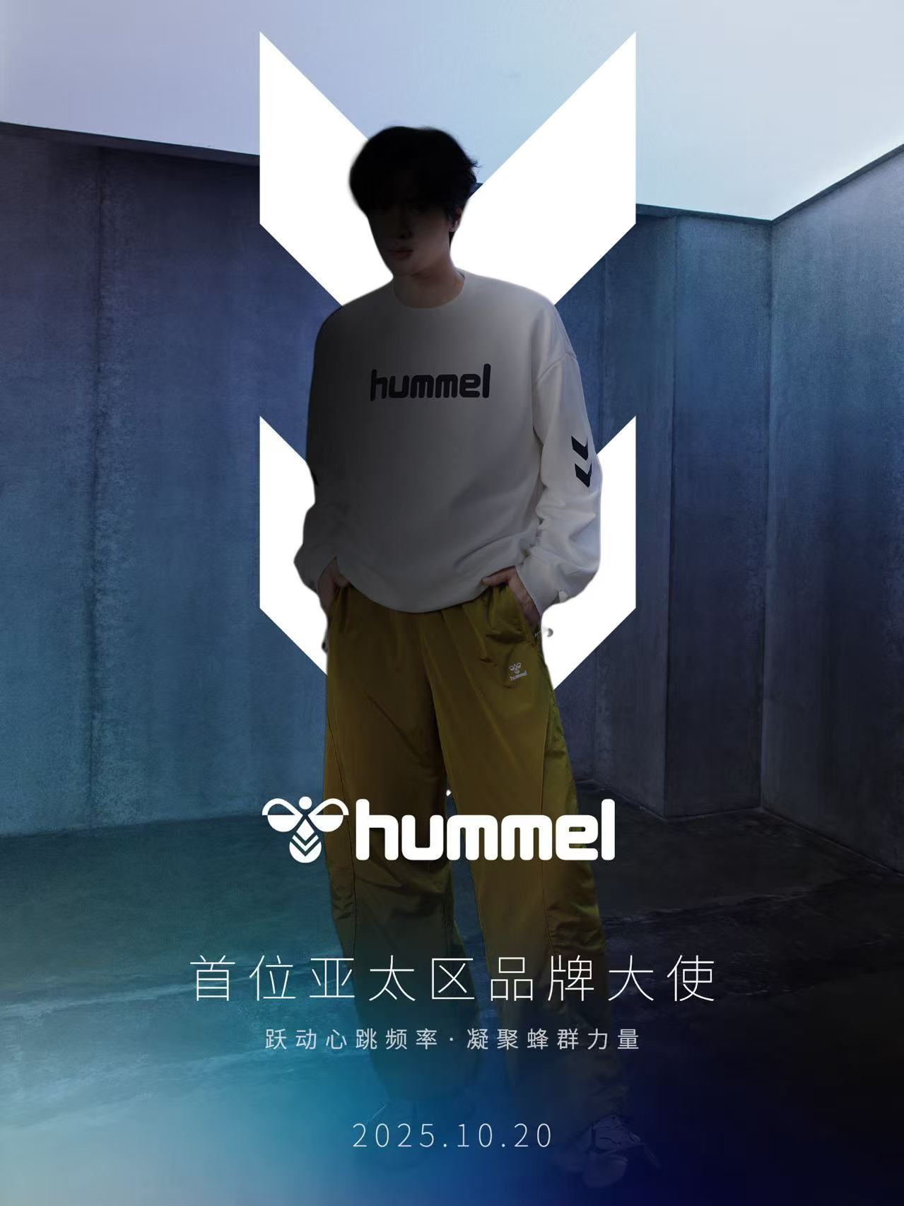 黄与黑正从沉睡中苏醒！经典配色以充满张力的全新比例，在高级面料的舞台上演绎传承与