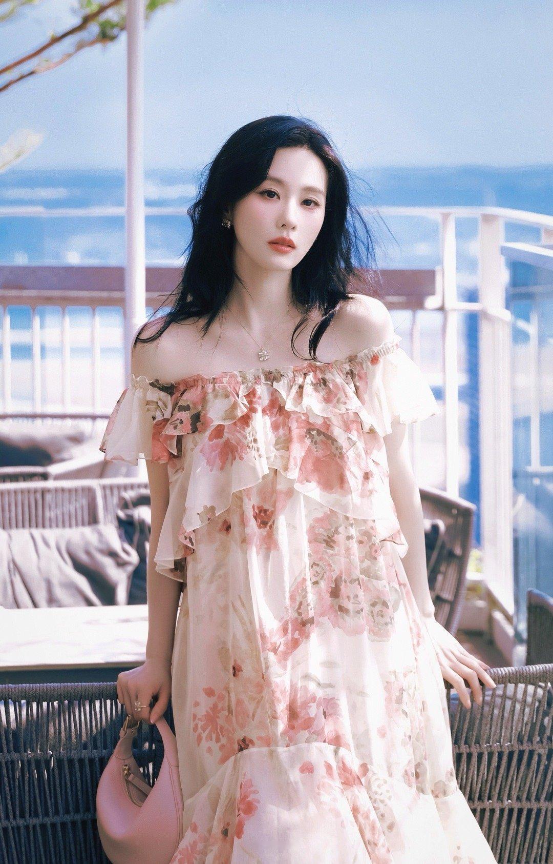 就这个刘诗诗打戏爽就这个刘诗诗打戏爽[泪]刘诗诗内娱女武一气场 ​ ​​​