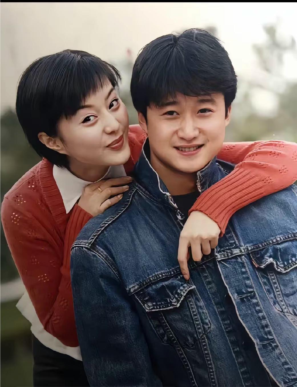 年轻时的吴京笑容最治愈。