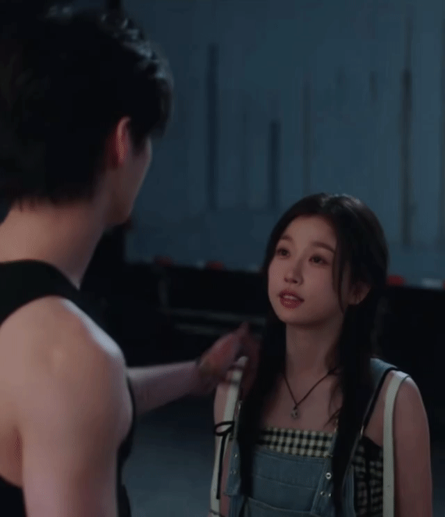 放开！！！让我来！！！网剧双轨