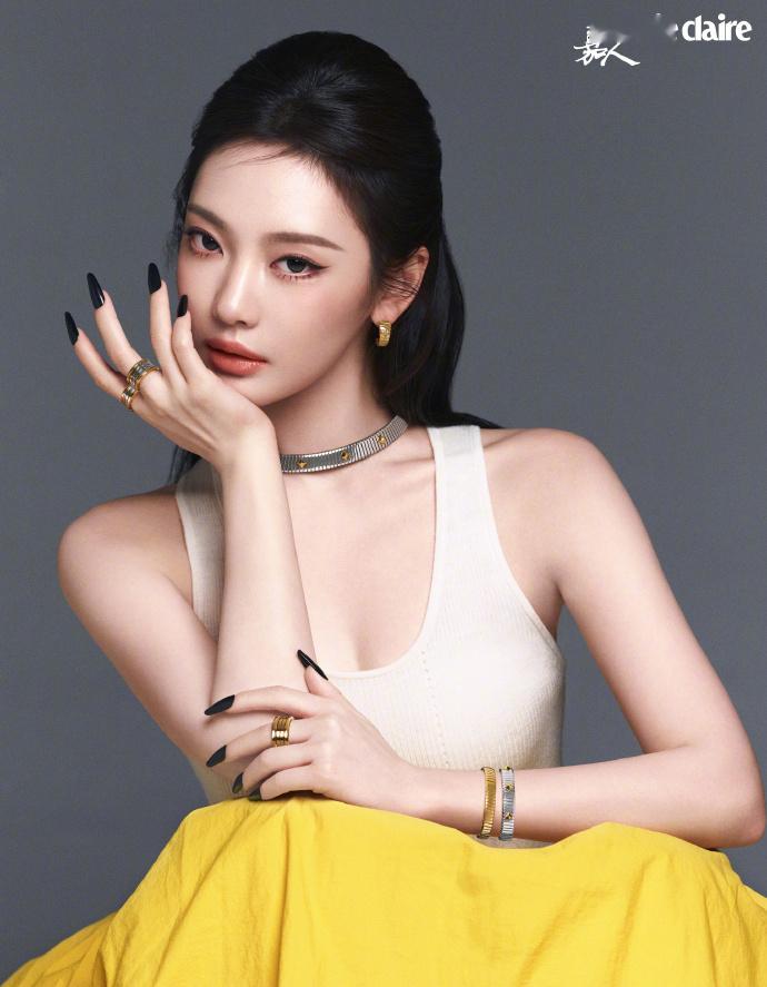 嘉人拍的宁艺卓宁艺卓嘉人五月刊封面 嘉人拍的宁艺卓五月刊GUCCI&宝格丽双奢推