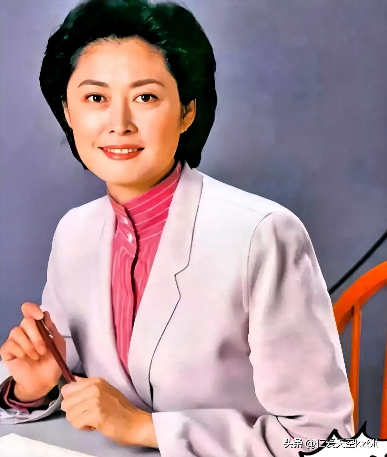 敬一丹走了，那个不吼不喊的“敬大姐”，把稳劲儿留给了几代人

今天早上刷到“敬一
