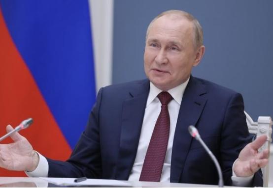 普京下死命令，他明白：中俄关系再好，他也必须为俄罗斯未来考虑。中美会晤后普京有点