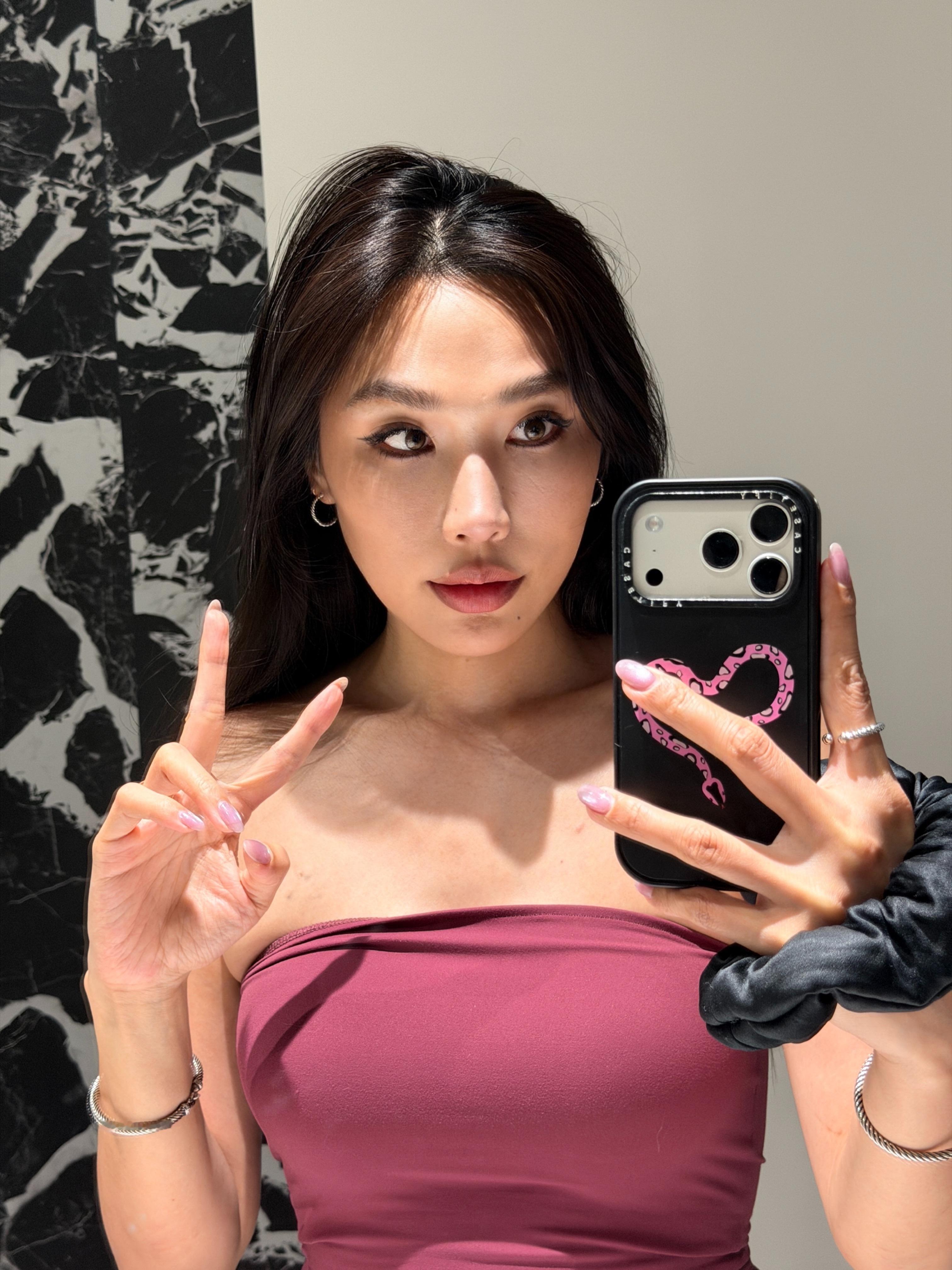我家镜子真干净 