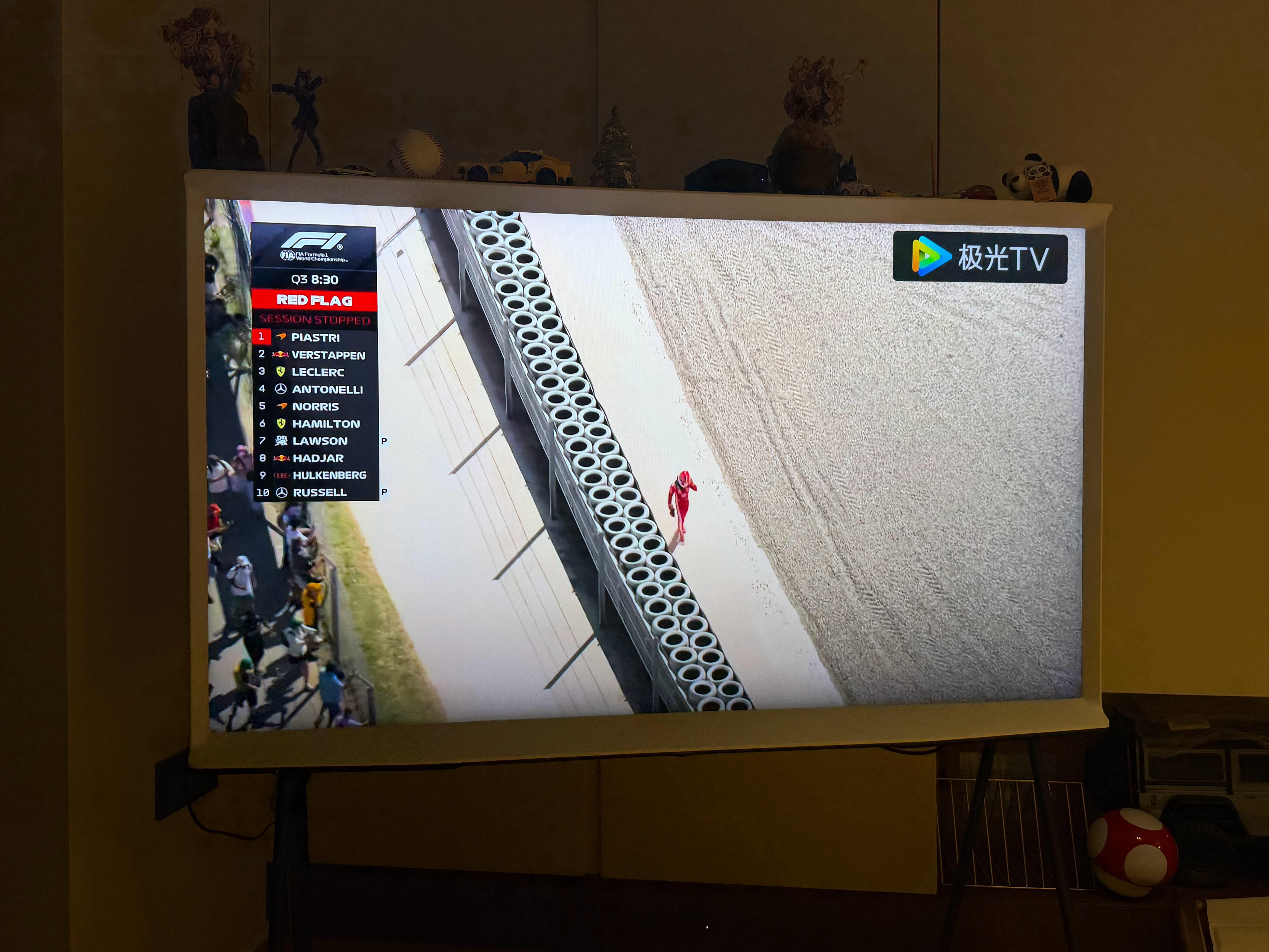 乐子又是这个横风地方上墙，noooooo！F12026f1西班牙大奖赛