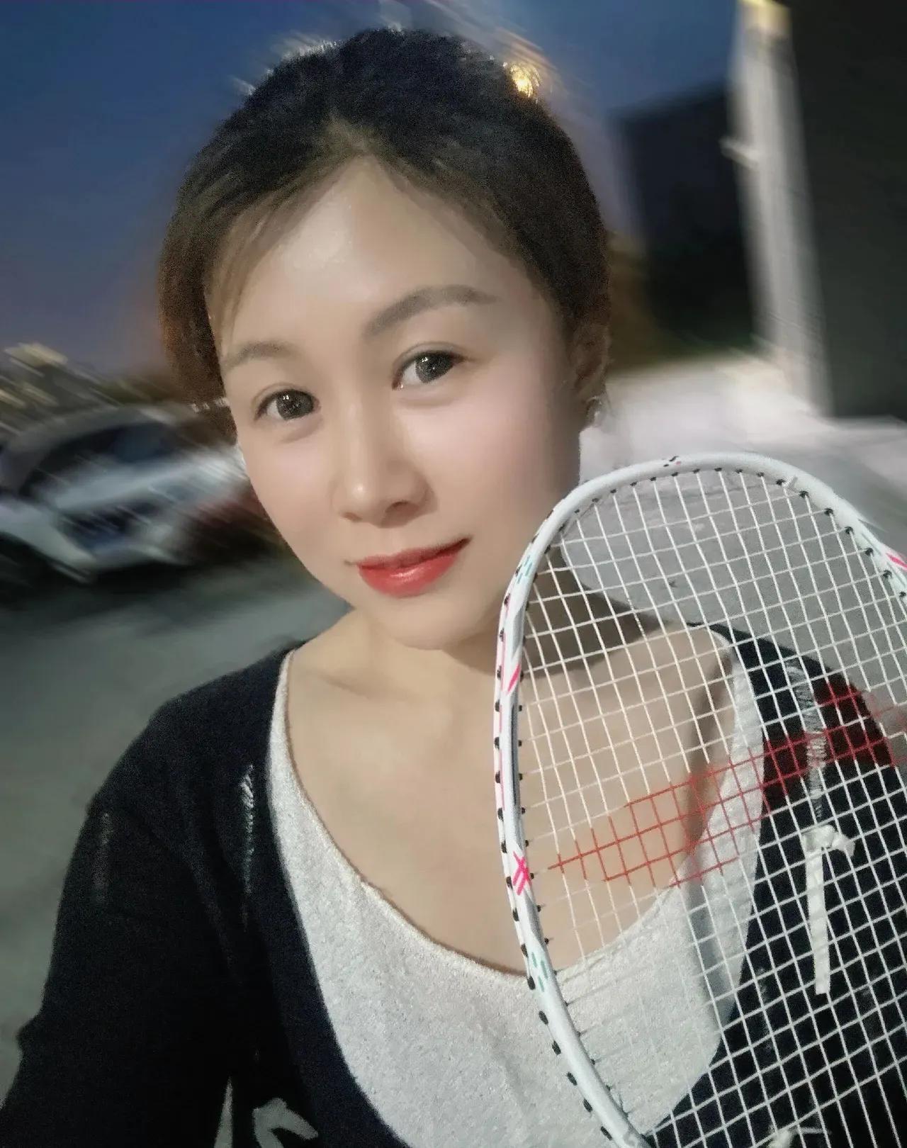 就算我长的丑
碰到漂亮的女人也会表白
万一她就喜欢丑的呢