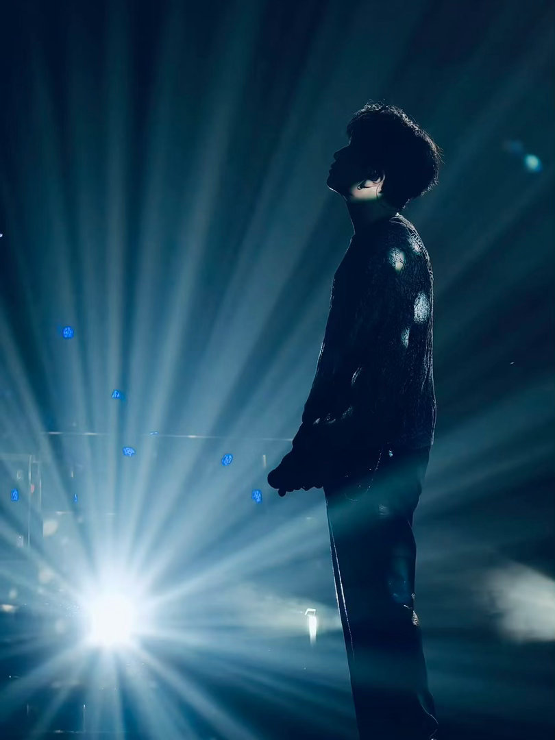 颜人中宁波站演唱会满场都是甜蜜瞬间 演唱会开成了大型心动现场！颜人中每一首歌都像