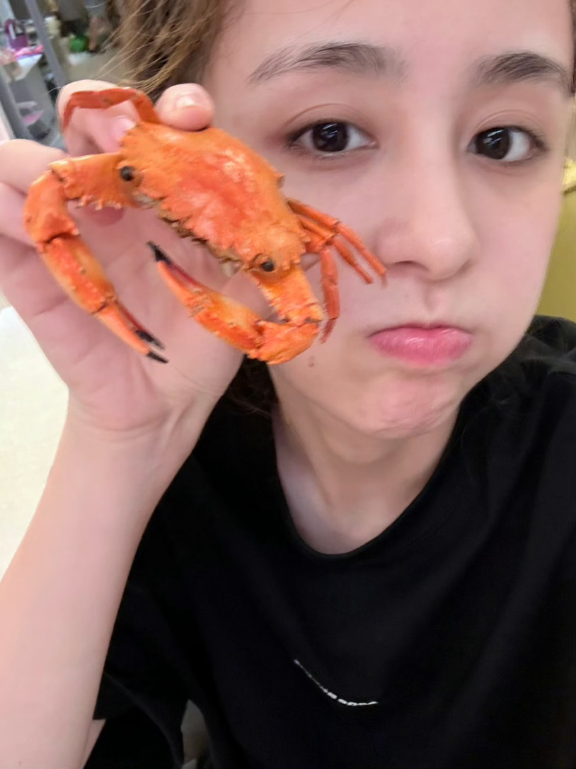 宋霄瑛子被骚扰美女真的有点惨，无妄之灾啊这是，莫名其妙被骚扰，停止吧(✋･_･)