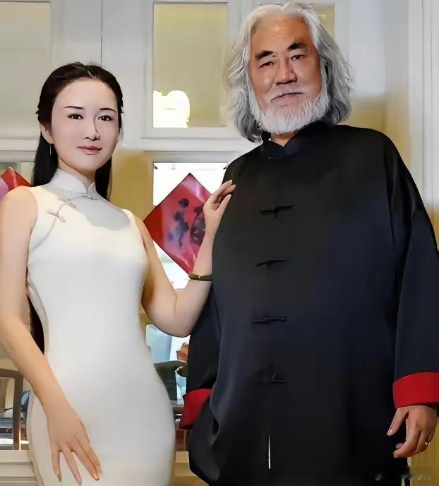 画家范曾20亿资产被娇妻卷走，现在最担心的应该是大导演张纪中，毕竟他也74岁，身