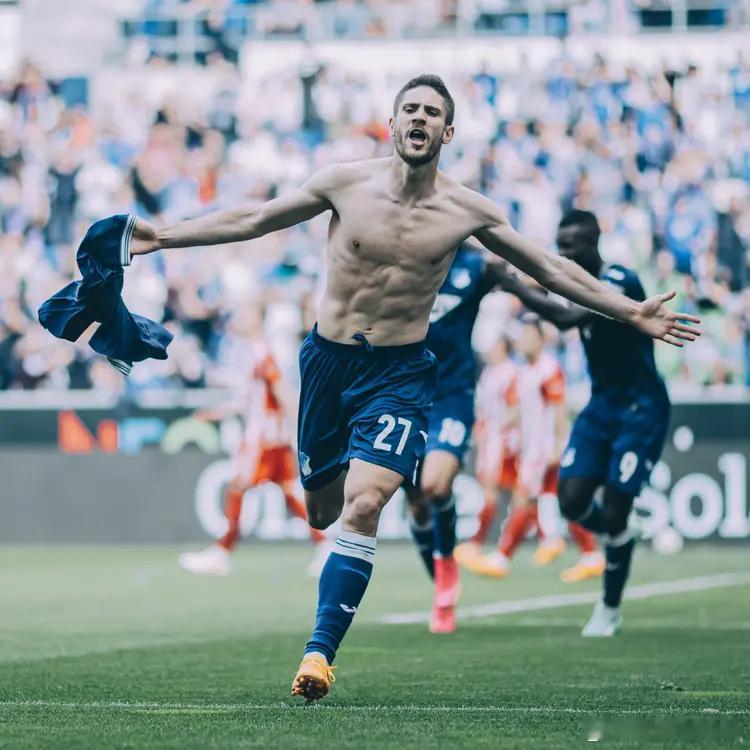 上帝为你关上了一扇门，就会为你打开一扇窗。2016年1月20日，当安德烈-克拉马