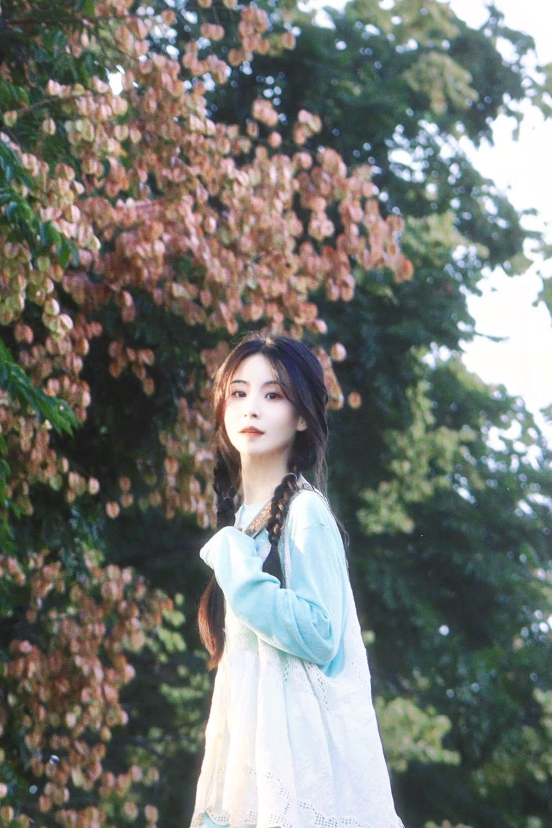 “自古逢秋悲寂寥”