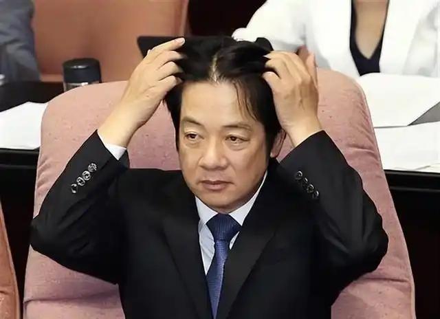 现在台当局最害怕的，其实根本不是解放军军演打不打，而是这次演习压根没说“结束”！