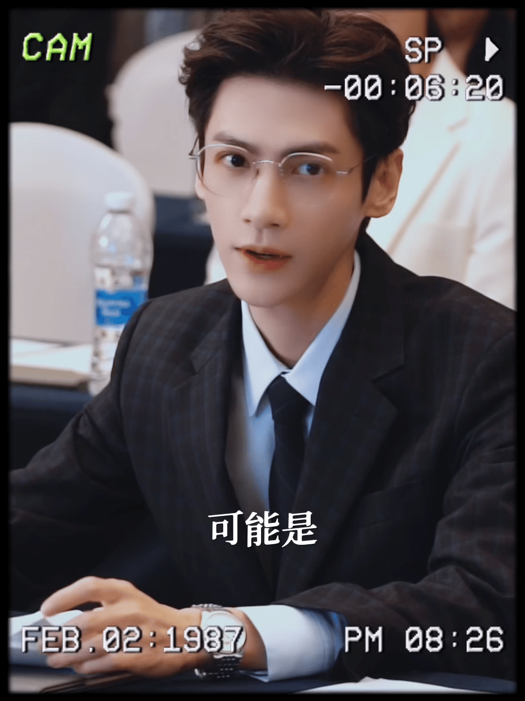 罗云熙怎么把现代角色的气质都演绎的各不相同的呢，每一个都好特别，顾云峥的dadd