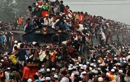 日本为填补赴日游客下滑的空缺，把目光投向了印度。2025年印度赴日游客首次突破3