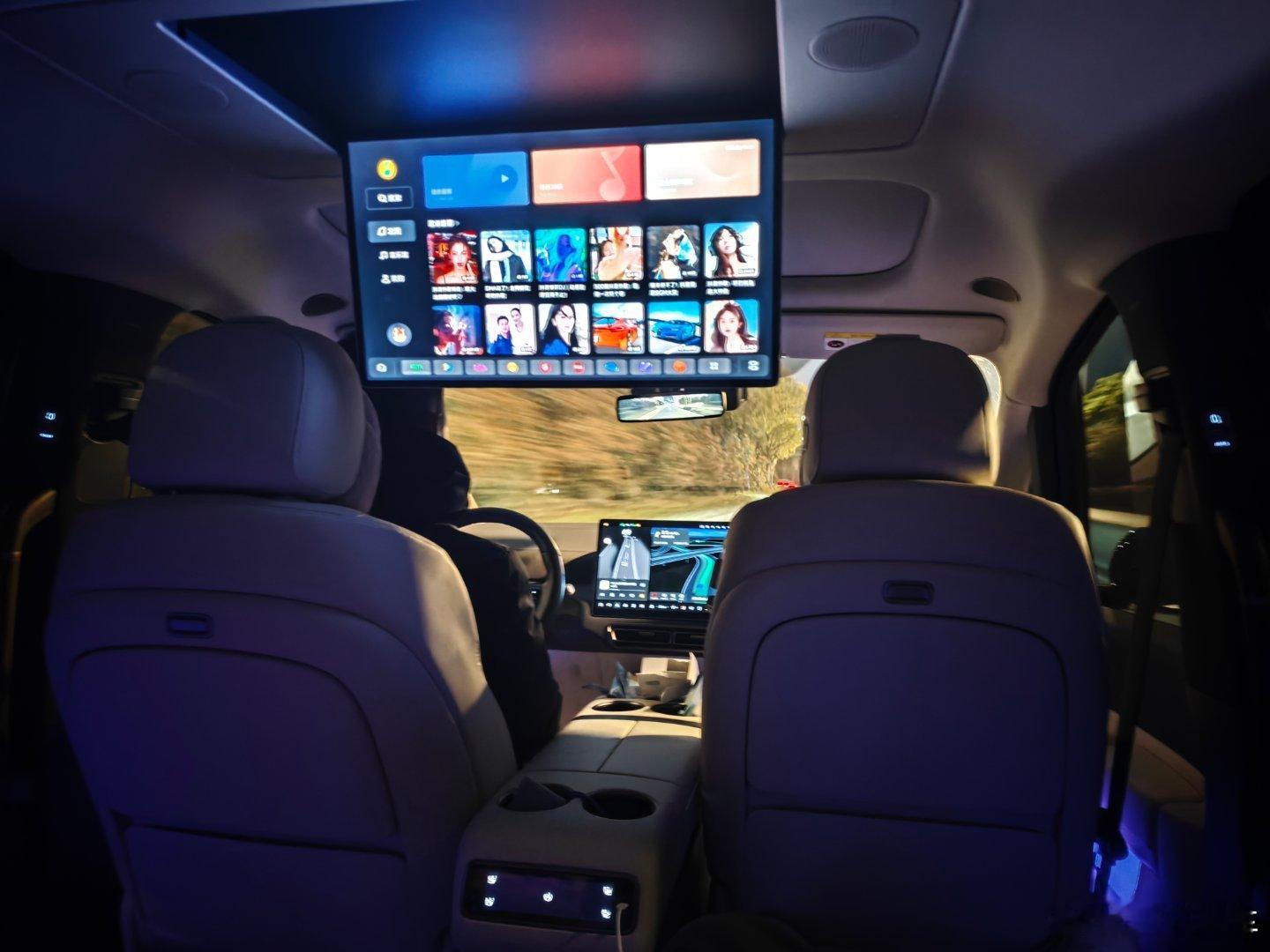 白天钓鱼 晚上去收车 现在去看一台比较特殊情况的Q5 车主家里人生病了 这个车舍