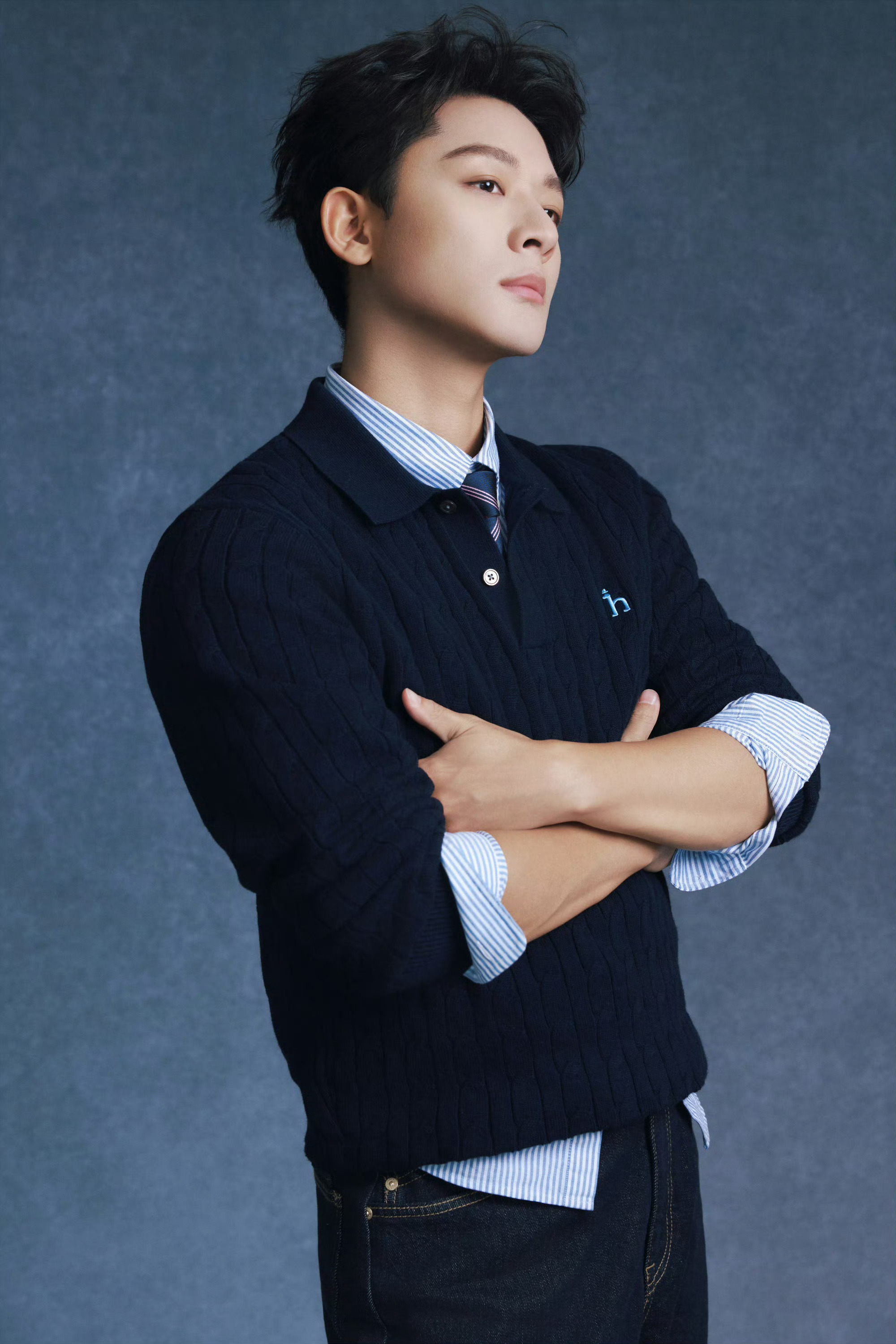 张晚意张晚意公孙坚决向全世界安利张晚意张晚意清醒谦逊低调每一步都稳稳地 