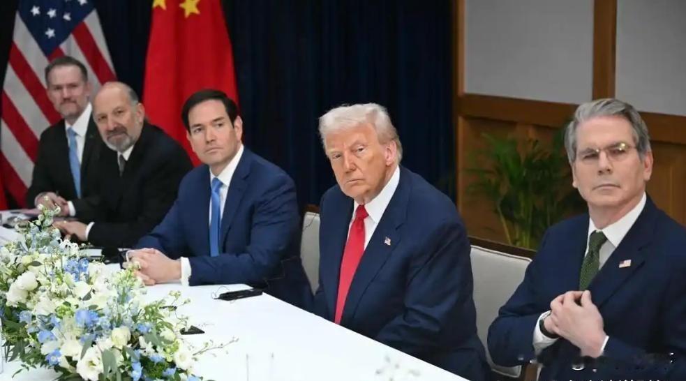 世界丛林化？特朗普要强制拥有格陵兰岛！

当地时间1月8日，美国总统特朗普再次引