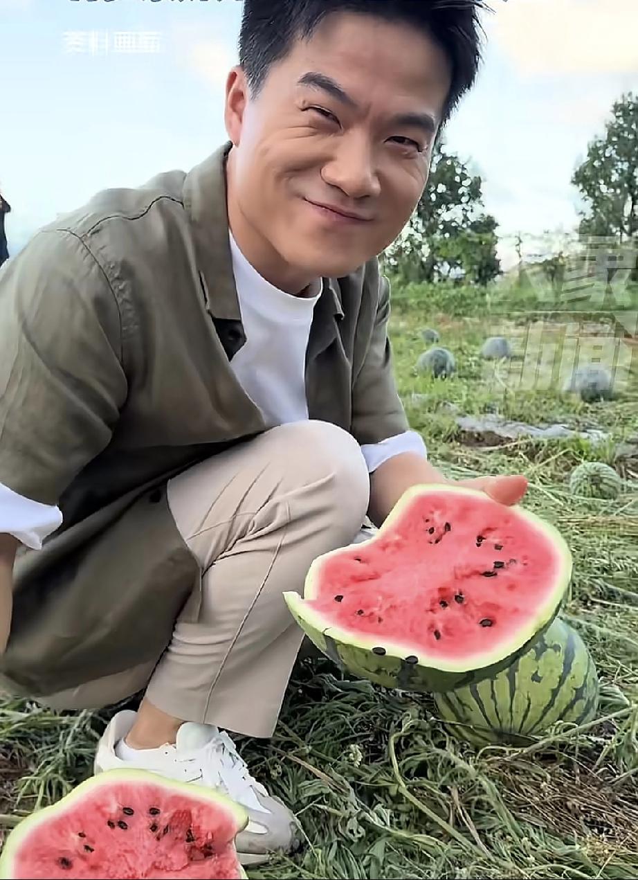 董宇辉所做的事情，就是世界本该有的样子吧

董宇辉近日喊话商家“不要给我的员工送