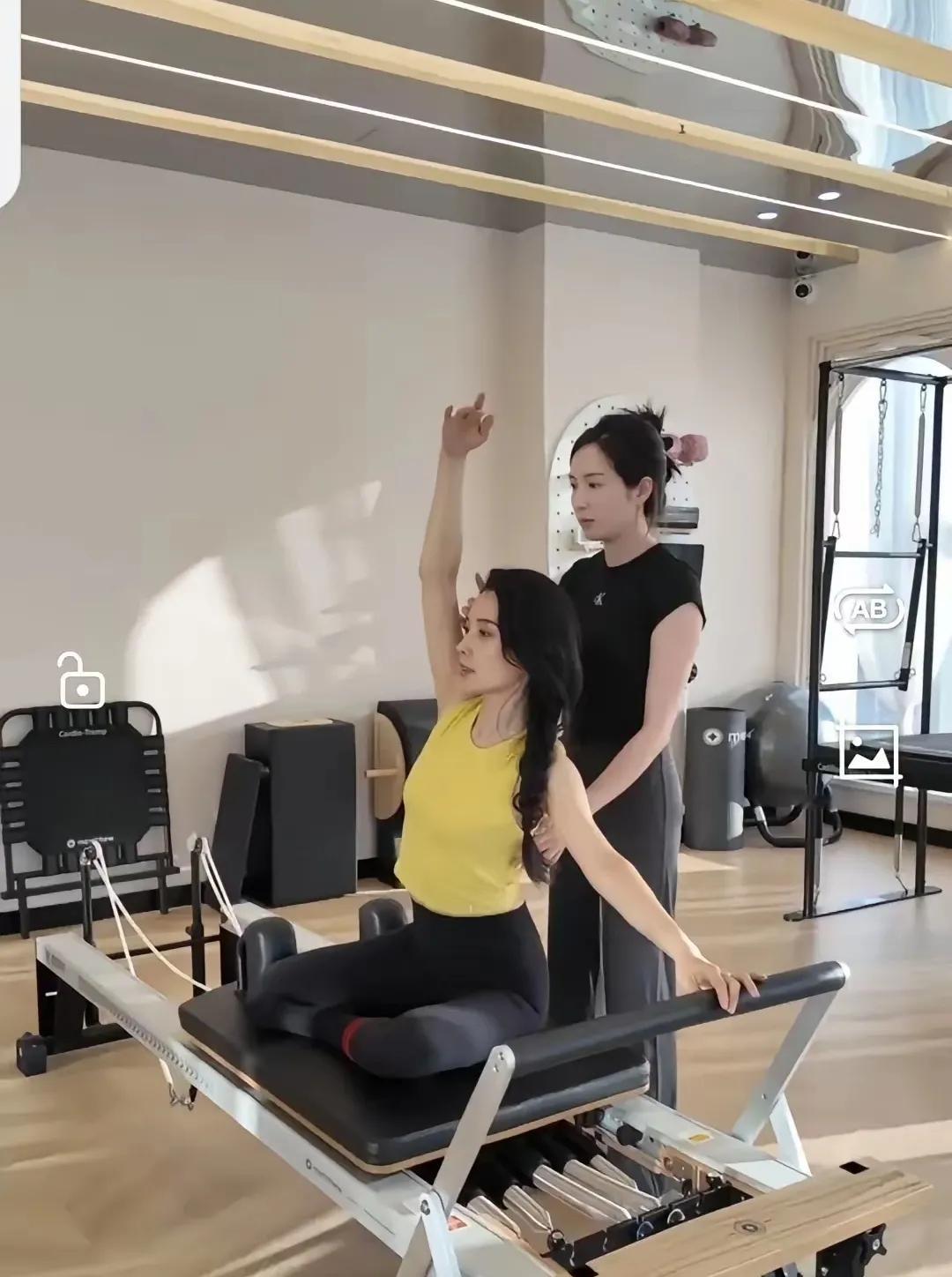汪峰新女友森林北普拉提馆健身照曝光
有人说，汪峰之所以喜欢上森林北
那都是汗水的