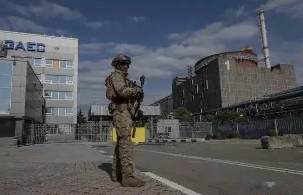 美国前副总统迈克·彭斯称，普京只是个欺凌弱小的胆小鬼。
从普京在瓦格纳起义中的表