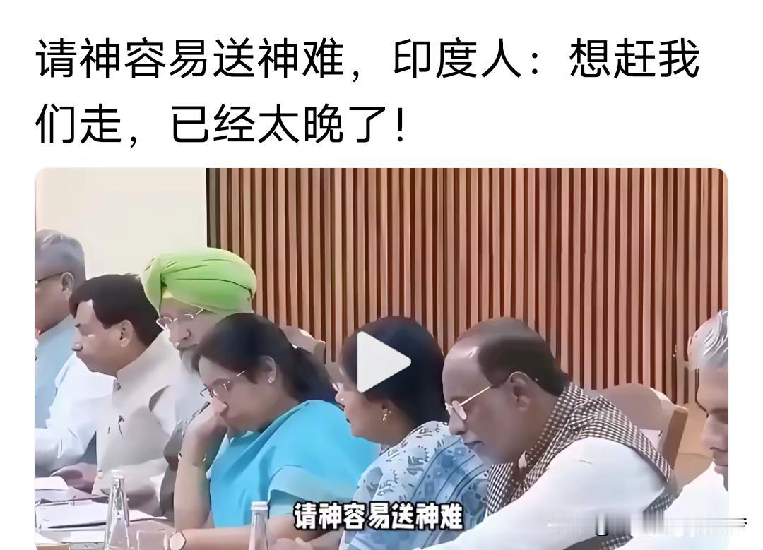 印度人近期主要把眼光放在新加坡和中国，大量印度人到这两个国家，他们以旅游或就业方
