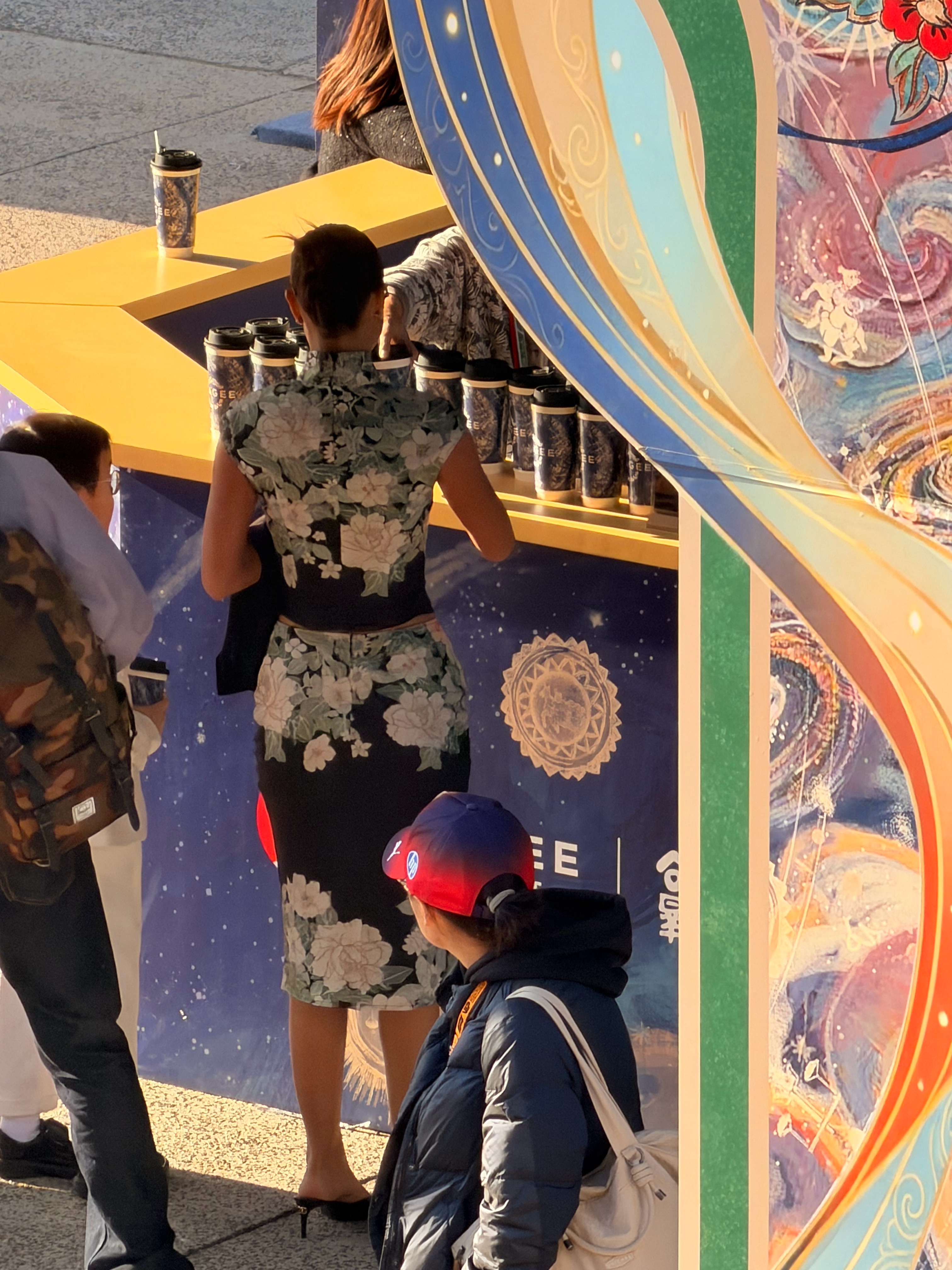 看得出来勒克莱尔的新婚妻子A姐是真的很喜欢霸王茶姬f1中国大奖赛