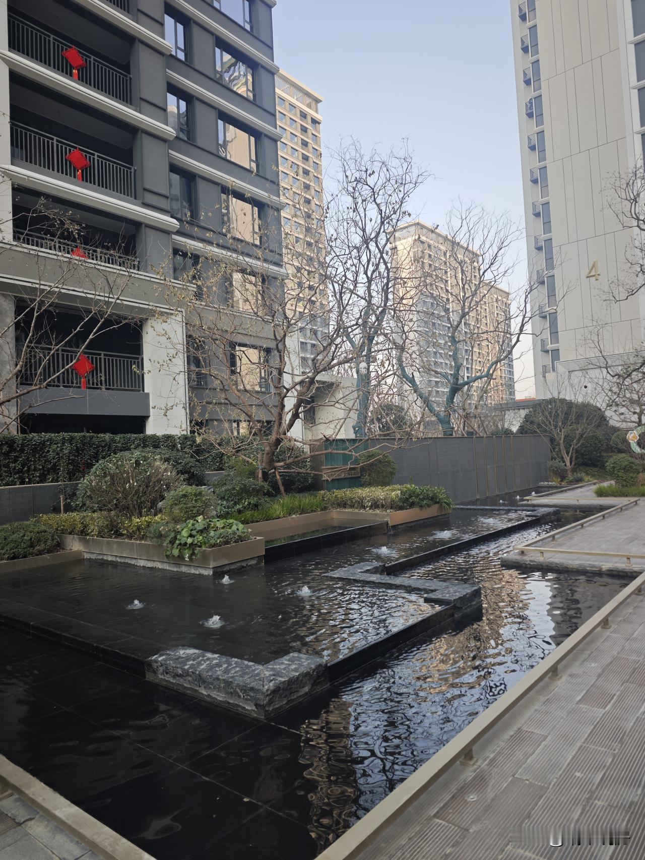 西咸金湾沣河十里A区交付啦，曾经购入价是16000左右起步，猜猜未来二手房会是多