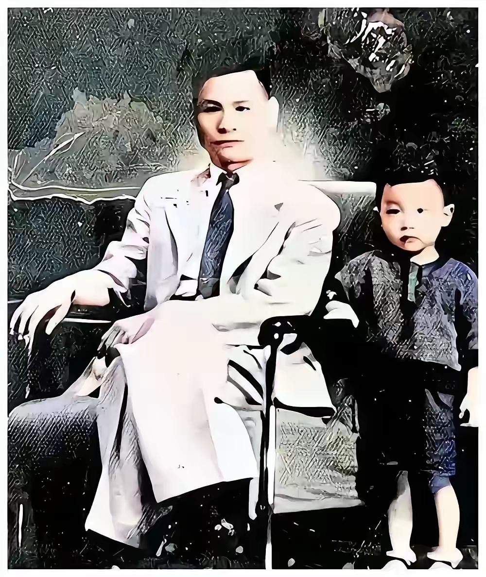 1948年，挽救8.6万红军的传奇特工卢志英被叛徒出卖，不幸被敌人抓捕，在监狱里