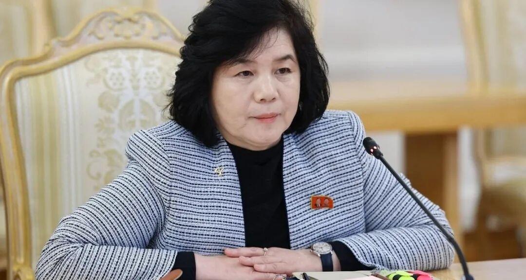 ‌崔善姬‌：朝鲜现任外务相（相当于其他国家外交部长），也是朝鲜历史上首位女性外务