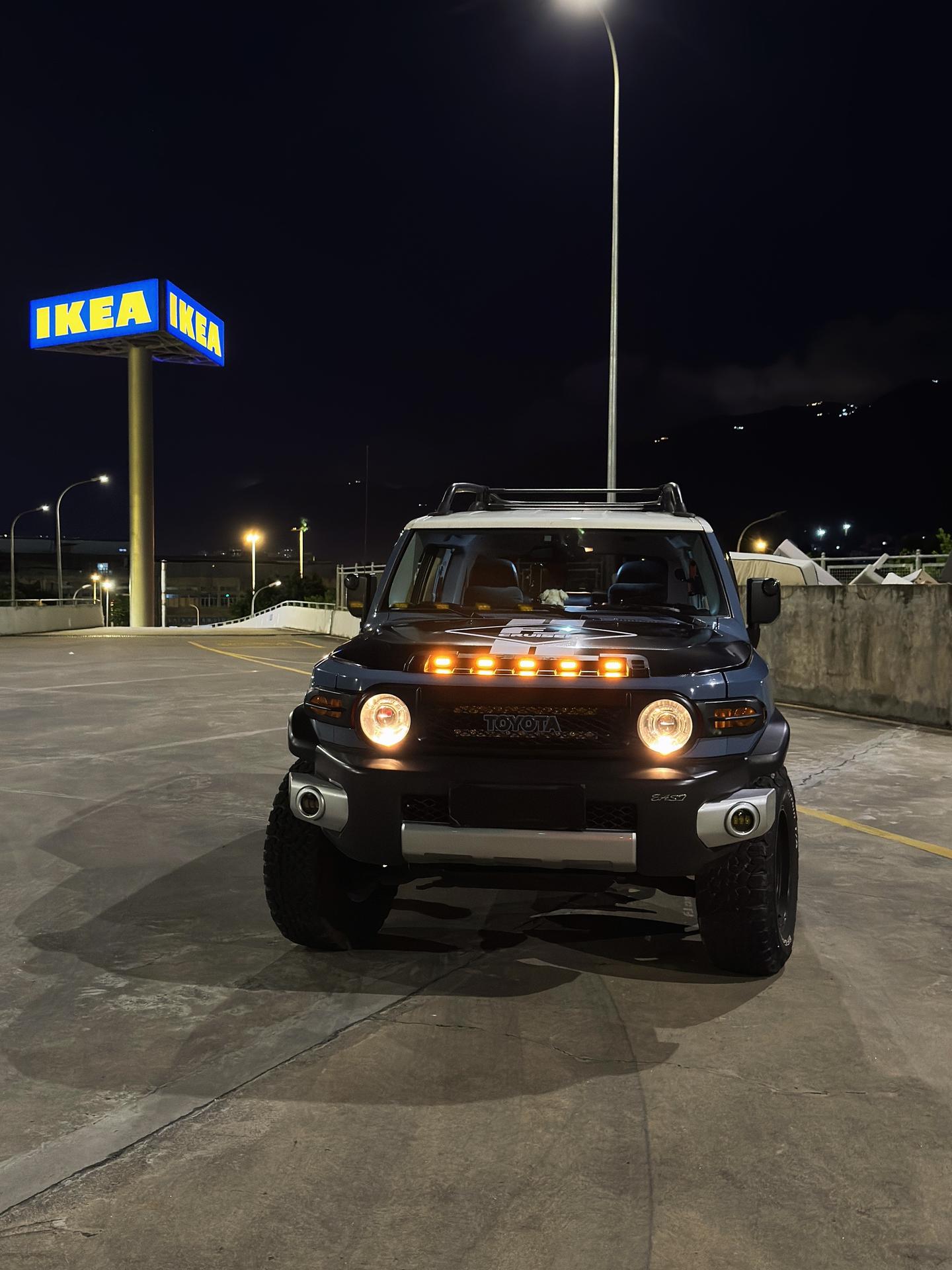 FJ-CRUISER.