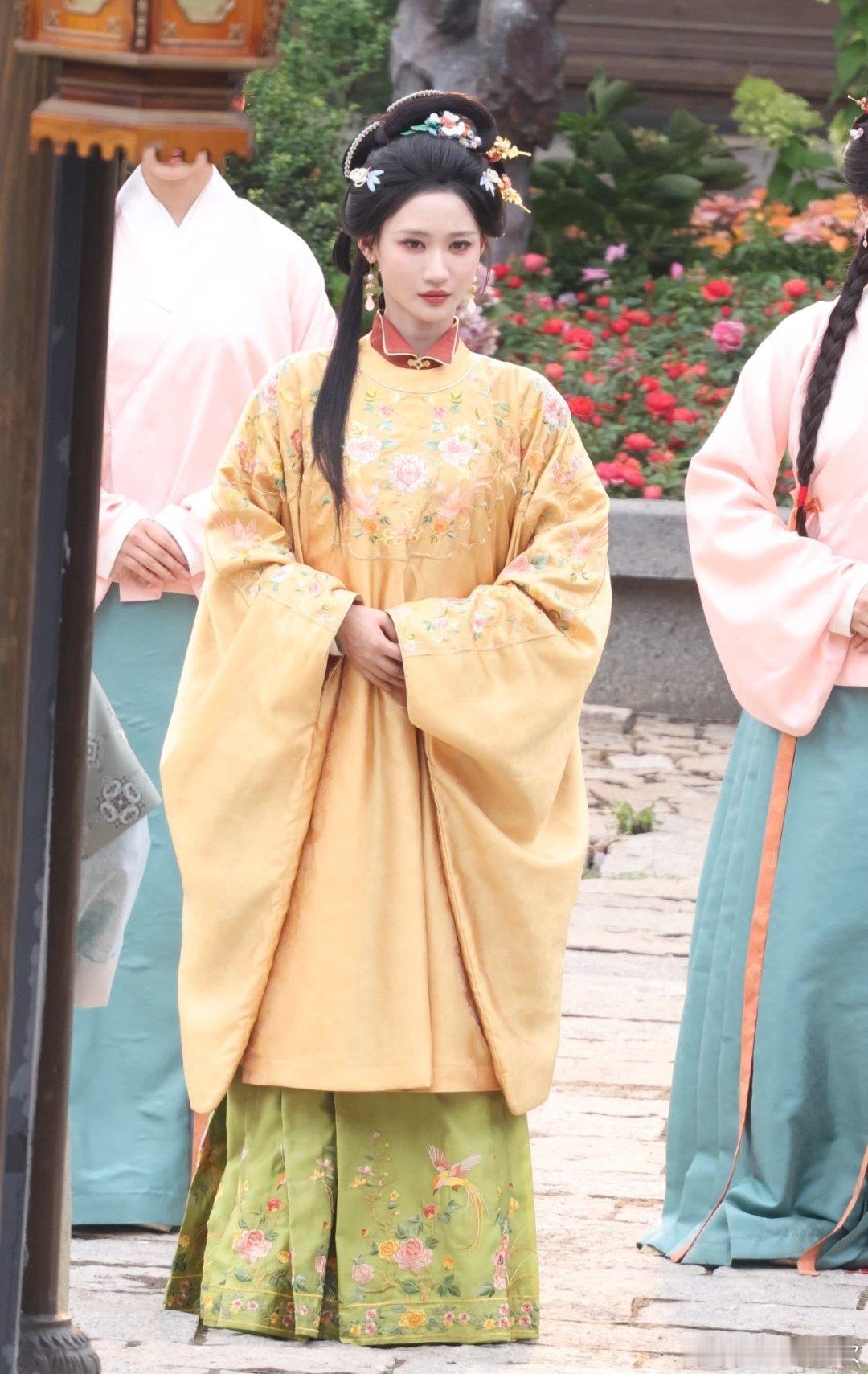 万花世界回应黄婷婷被换角何宣林方否认换角黄婷婷是为了更好呈现作品才调角色哒～何宣