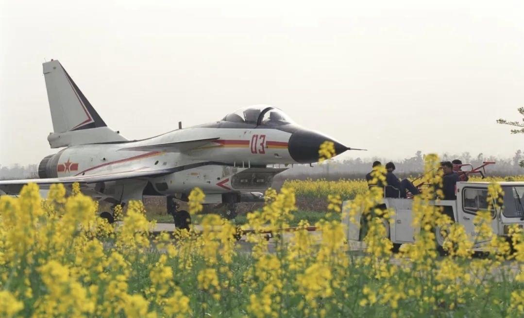 歼十试飞