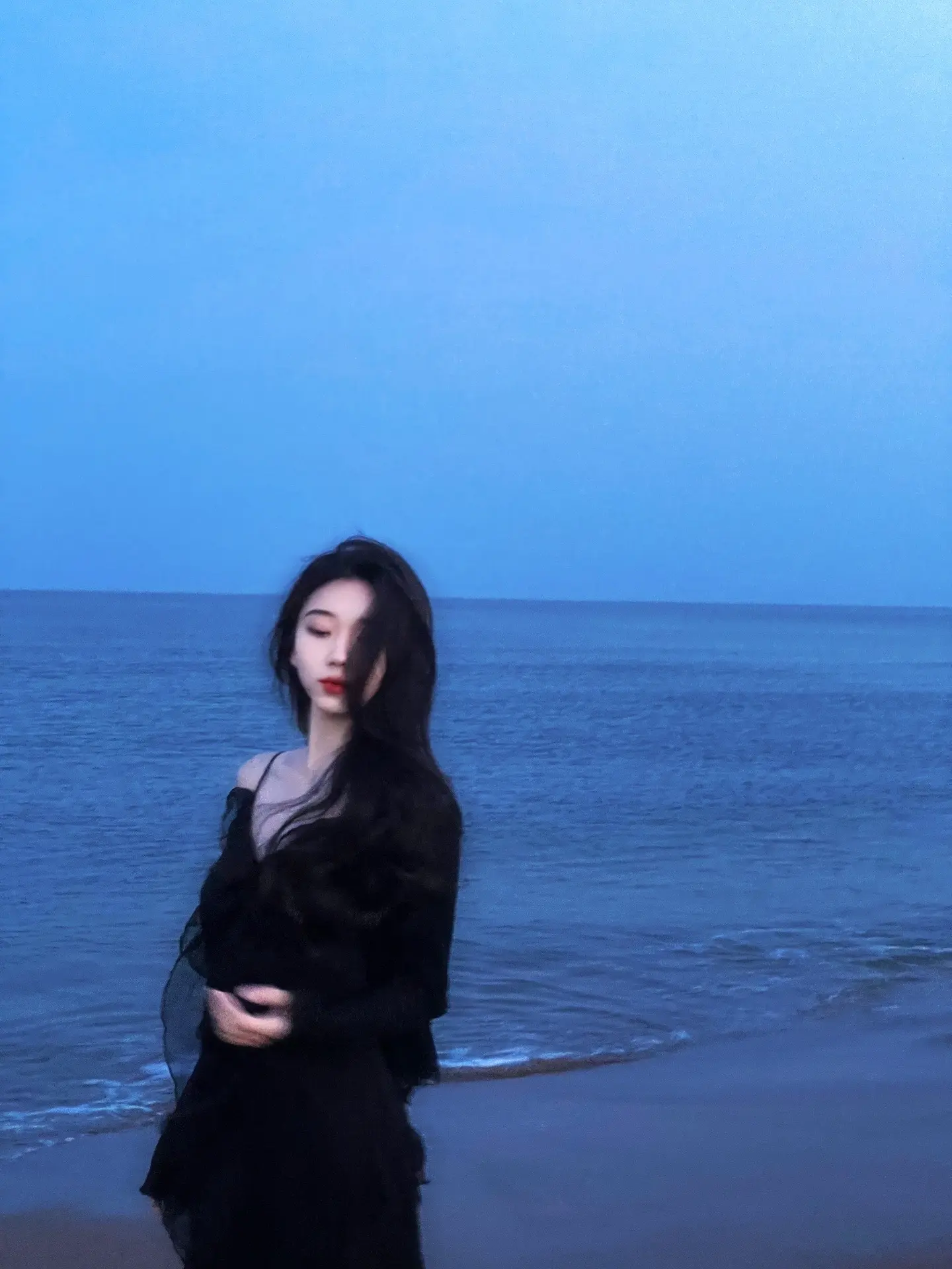 我又该如何跟一个不想失去的人说再见呢。