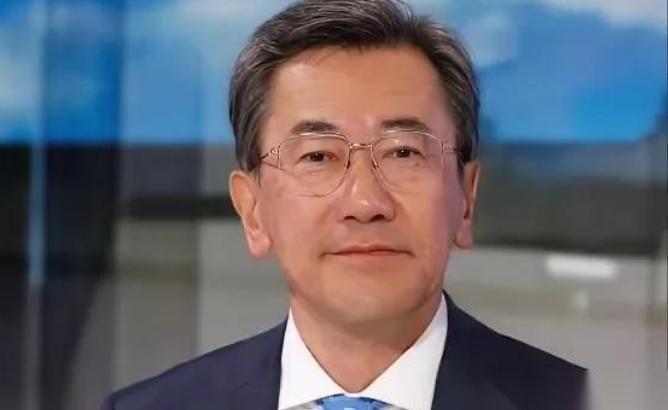 日本前大使山上信吾在接受德国媒体采访时说，“中国已不再是日本以前熟悉的中国了，眼