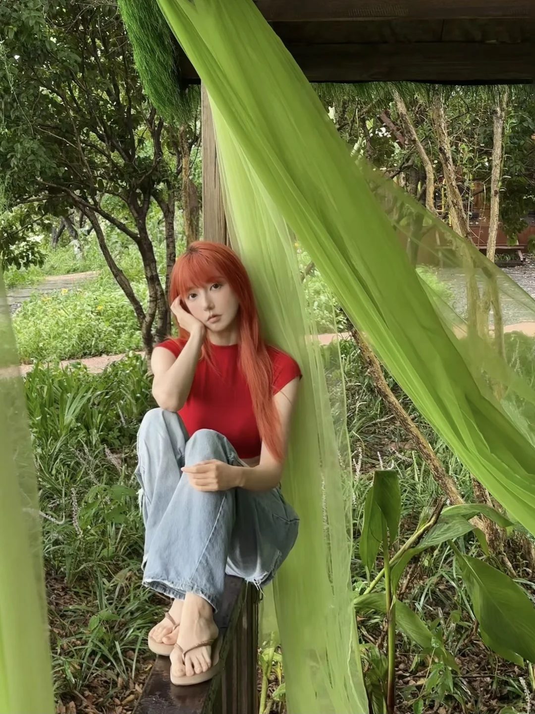 想拍氧气少女结果拍出了阴湿感🌴