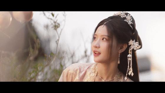 田曦薇陈意涵新剧杀我别用友情刀 田曦薇陈意涵在这部剧里的感情真的是非常浓厚的。临