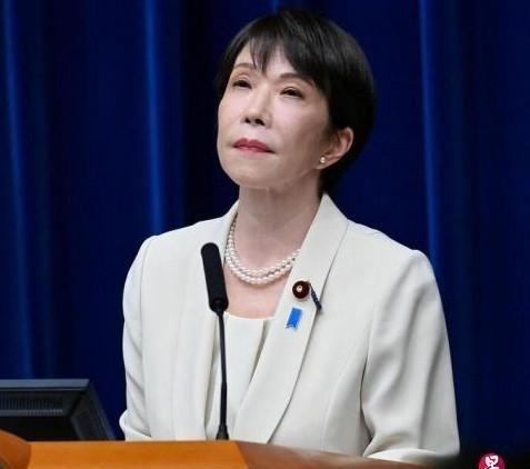 中俄朝反对后！高市早苗摊牌：对193国表态，故意删掉两字。8月15日，日本无条件